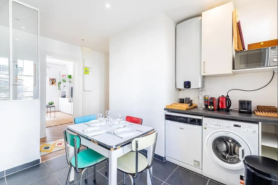 Guestready - Lovely Retreat Near The Eiffel Tower Paris Apartment